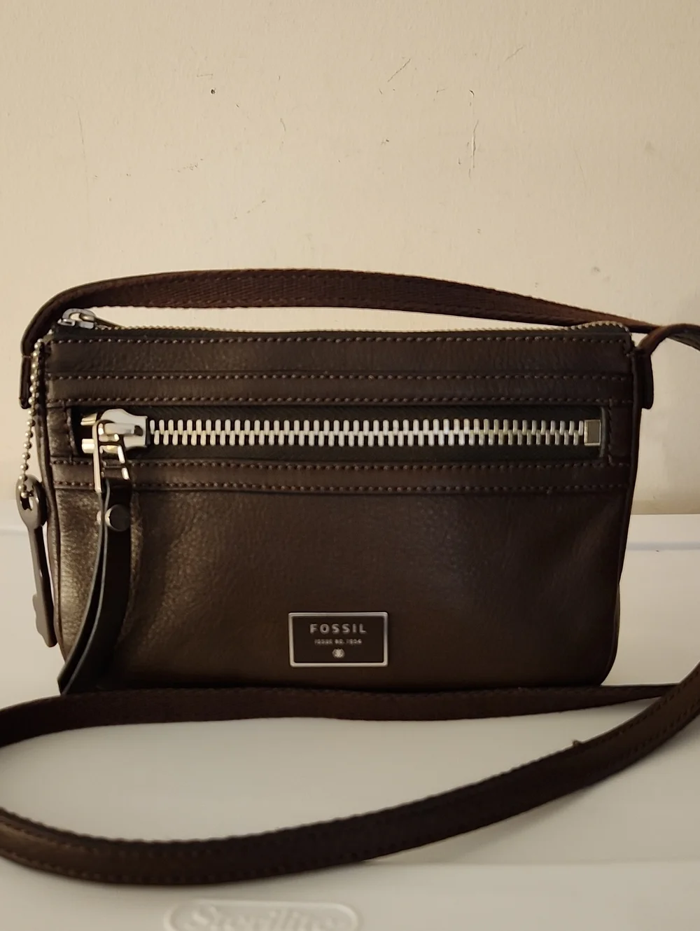 Fossil Dawson Crossbody (New) w/Free Gloria Vanderbilt Change Purse